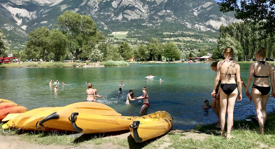 Zwemmen stuwmeertje Zwemmen stuwmeertje